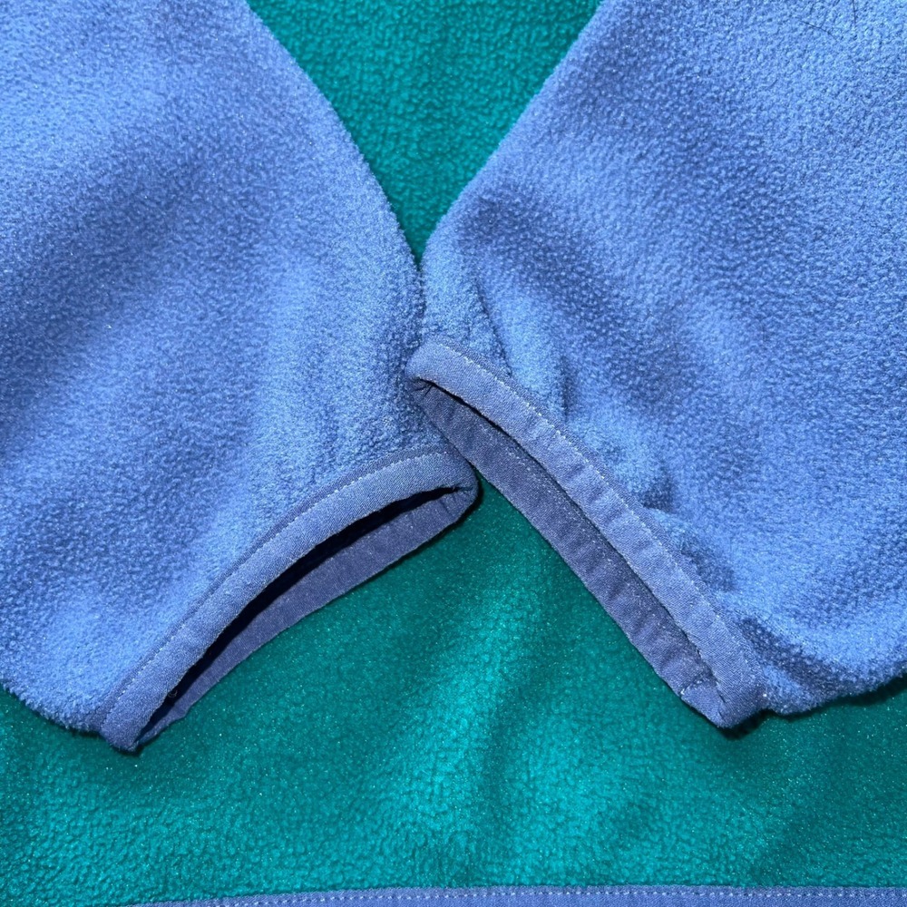 Patagonia Blue and Green Fleece Pullover - Picture 4 of 6